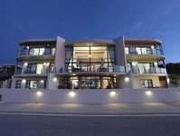 Bar-t-nique Guest House Tourism Africa