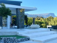 Badgemore Villa Guesthouse Tourism Africa