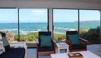 Baby Whale Bliss - Beachfront House Tourism Africa