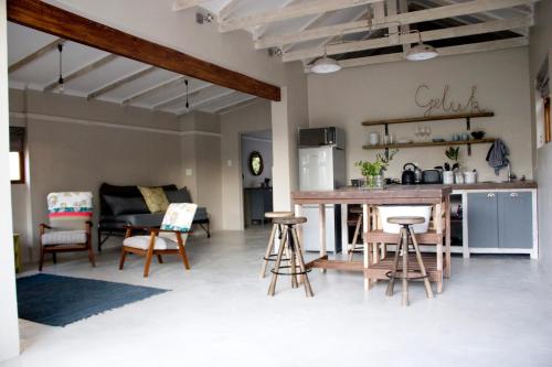 Avo&Oak Guesthouse - thumb 1