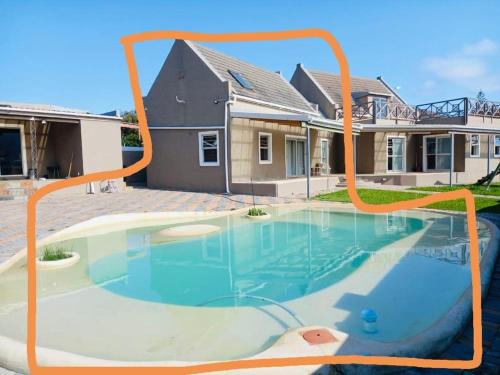 Boss Holiday Rentals - thumb 2