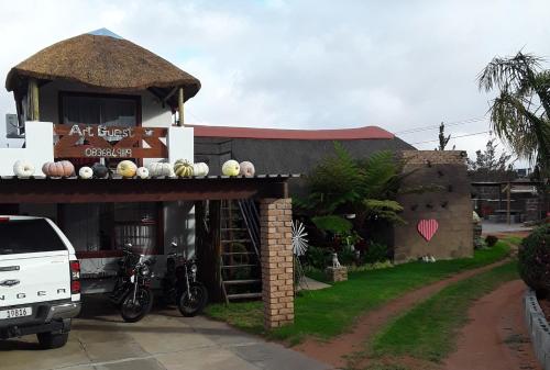 Art Guest House - thumb 1