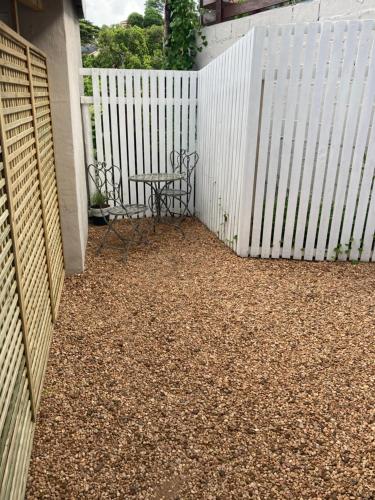 Apartment Newly Renovated Durban North Studio - thumb 3