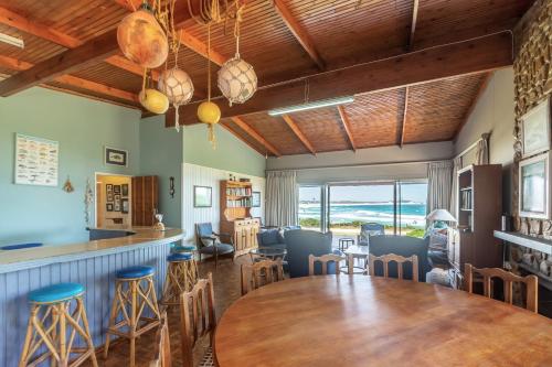 Anna's On The Beach - thumb 1