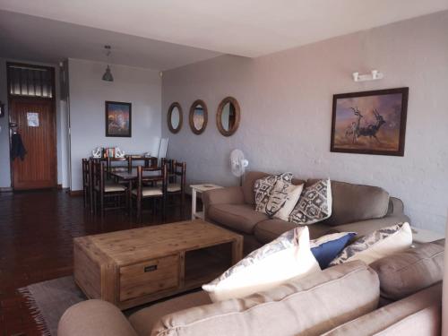 Anchored Inn II - A Slice Of Heaven In Beautiful Scottburgh - thumb 3