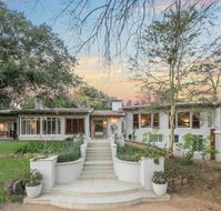 Amberhall Guesthouse - Tourism Africa