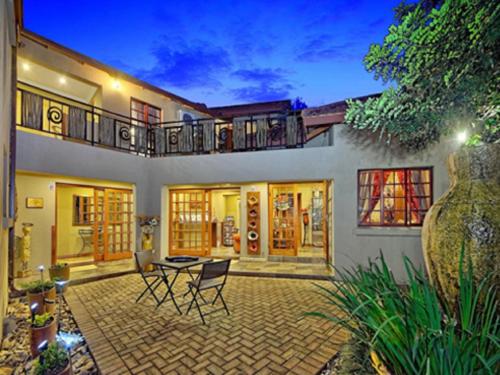 Amakoekoe Guest Lodge & Conference Venue - thumb 1