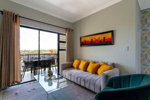 Alimama Spaces: The Thando's Kyalami Woods - thumb 1