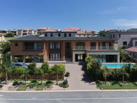 Alimama Spaces Manson Mansion Tourism Africa