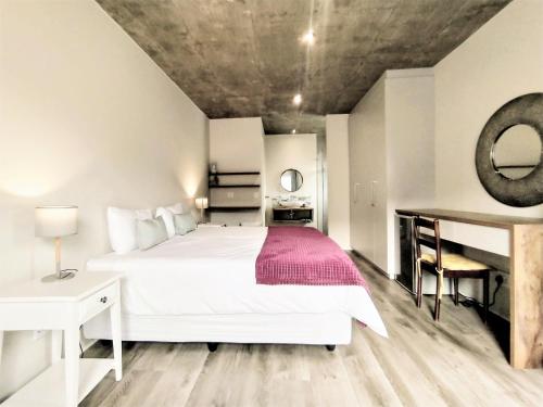 Alfresco Villa In Vacation Resort Near Robberg Beach - thumb 5