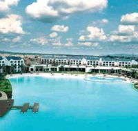 Blue waters  The Blyde Crystal Lagoon - Tourism Africa