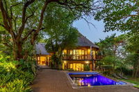Blue Jay Lodge Tourism Africa
