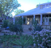 Bisibee Guest House - Tourism Africa