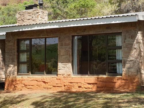 Birdsong Cottages - 10 Poplar Drive - Bergview Estate - thumb 0