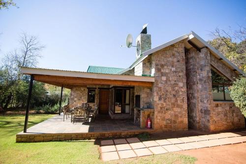 Big Oak Cottages - thumb 1