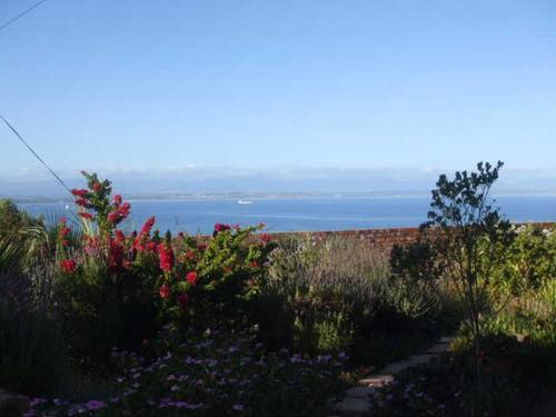 Bienvenue Self Catering - thumb 1