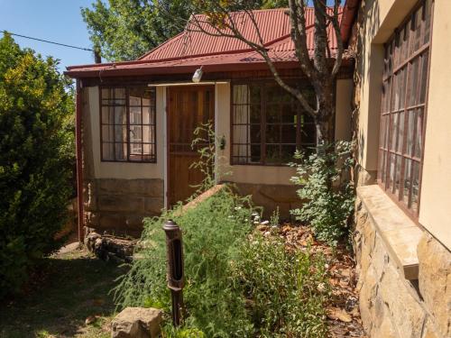 Berg Cottage - thumb 0