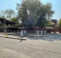 Beesdam Guesthouse - Accommodation Africa