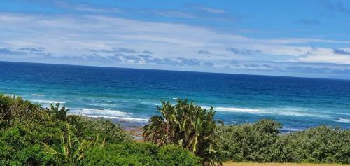 Beachfront Inn - thumb 0