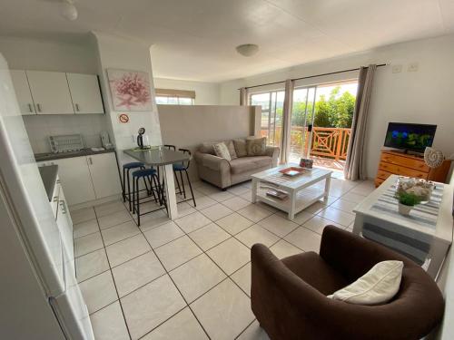 Beachfront Cabanas - thumb 3