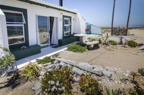 Beach Cottage Kleinzee - thumb 4