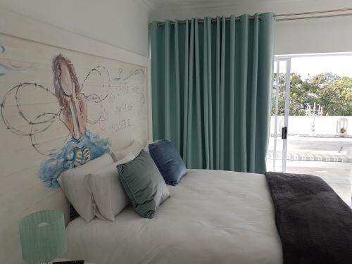 Be Our Guest Self Catering - thumb 4