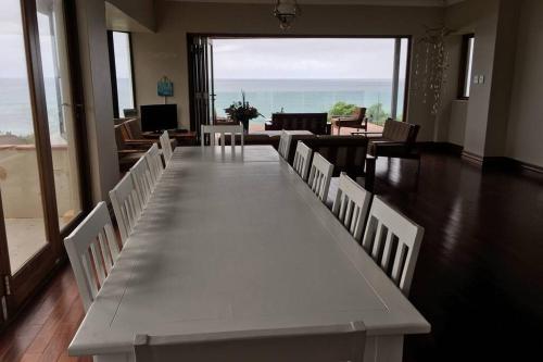 Bazley Beach High Rocks - thumb 4