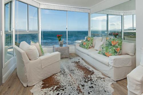 Bayview Bliss - thumb 1