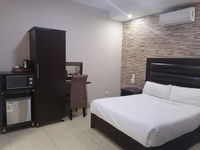 Bayside Hotel 14 Monty Naicker Street Tourism Africa