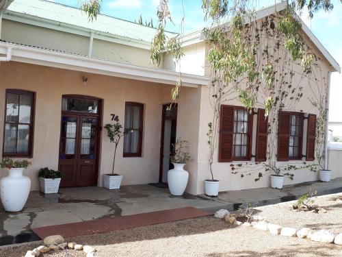 Bougain Villa Guesthouse - thumb 1