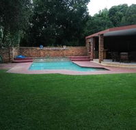 Botties Emunah - Tourism Africa