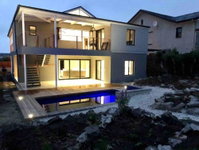 Luxury Seafront Villa Tourism Africa