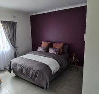 Luxury Self-Catering Bachelor Apartment - Accommodation Africa