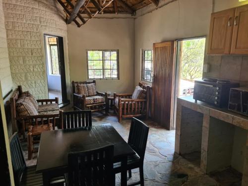 Mabalel Lodge - thumb 1