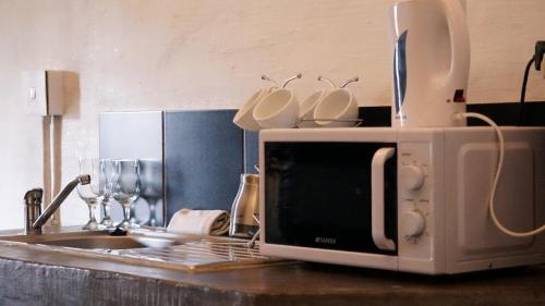 Maboneng Craftmanship 270 Free WiFi - thumb 1