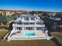 Marine Manor Accommodation Africa