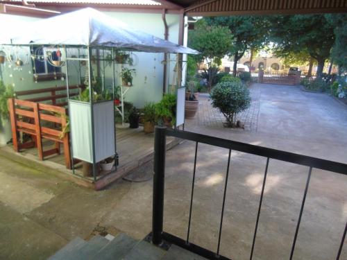 MarnalÃ© Oornagwoonstel - thumb 1