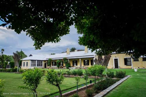 Melton Wold Guest Farm - thumb 0