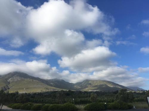 Misty Mountains - thumb 2