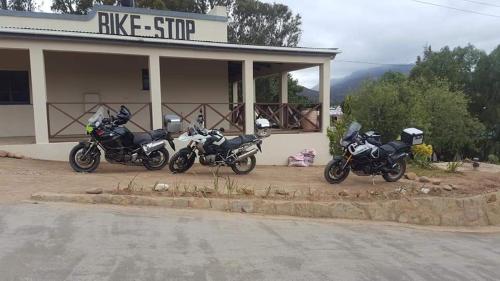 Monique's Guest House & Bike Stop - thumb 1