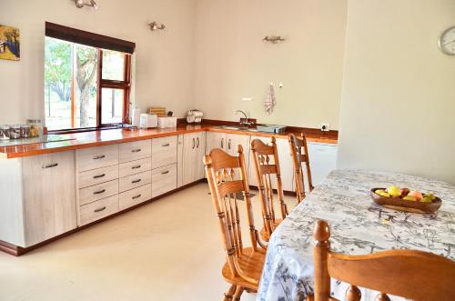 Muqurati Lodge - Dinokeng Game Reserve - thumb 5
