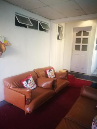 Naisar Royal White Wing - thumb 1