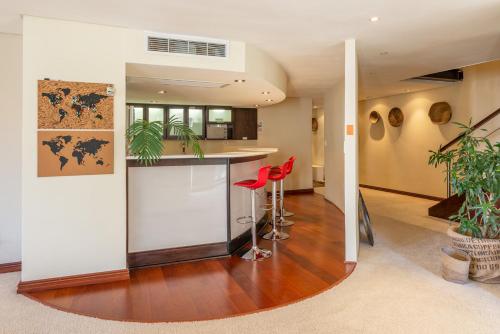 NYC Style Downtown Duplex - thumb 3