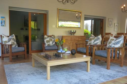 Oakvale Lodge - thumb 1