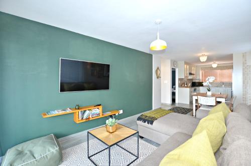 Ocean View Luxury Beachfront Self Catering Apartment - thumb 1