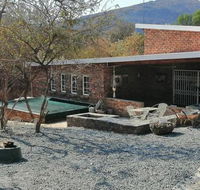 Ons Sink Huisie  Leeupoort - Accommodation Africa