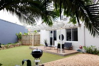 Peaceful Modern Home with Private Garden in Durban North Tourism Africa