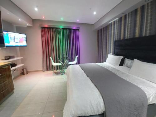 Pearls Sky - thumb 1