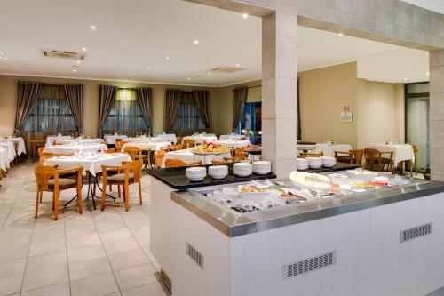 Protea Hotel By Marriott Polokwane Landmark - thumb 5