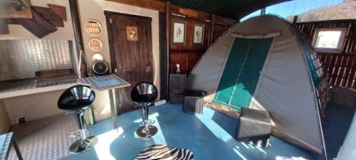 Protea Lodge, Tented Bush Glamping On Farm Kleine Windpompie - thumb 0